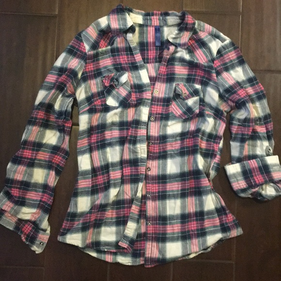 Flannel shirt - Picture 1 of 3